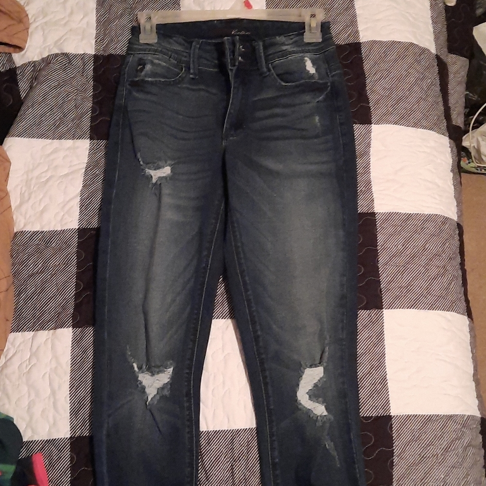 Womens ripped skinny jeans